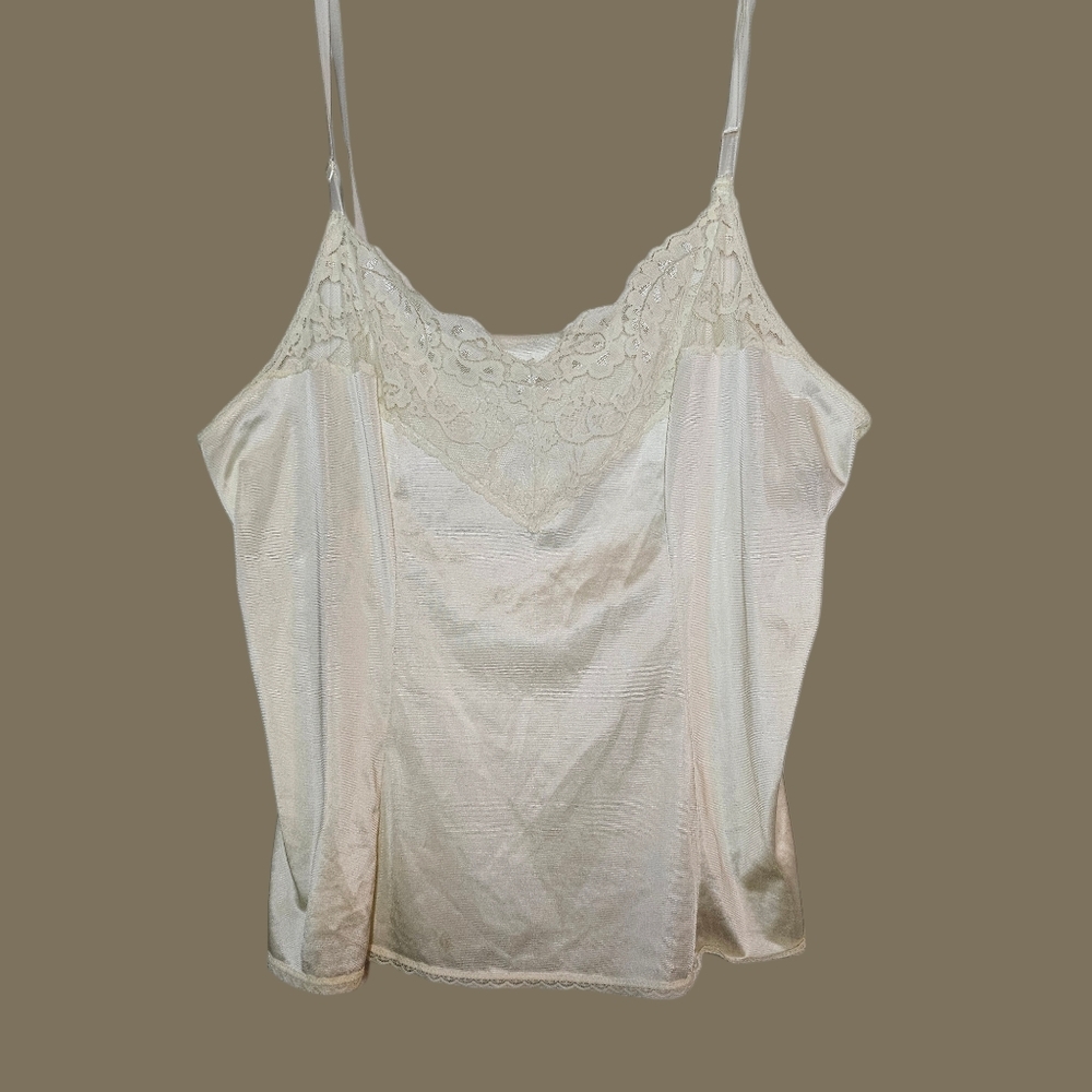 Vintage Vassarette Camisole 👚